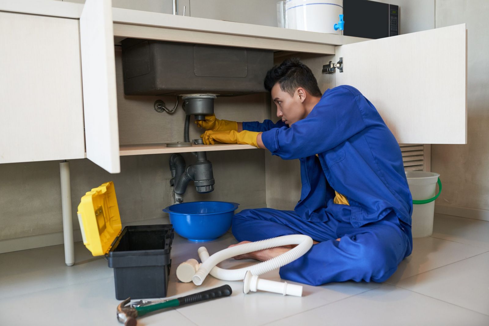 Hình ảnh thực tế quá trình kiểm tra đường ống bằng công nghệ siêu âm tại hiện trường